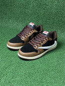 Tênis Air Jordan 1 Low x Travis Scott “Dark Mocha”