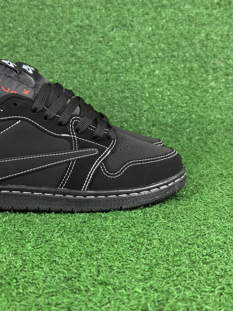 Tênis Air Jordan 1 Low x Travis Scott “Black Phantom”