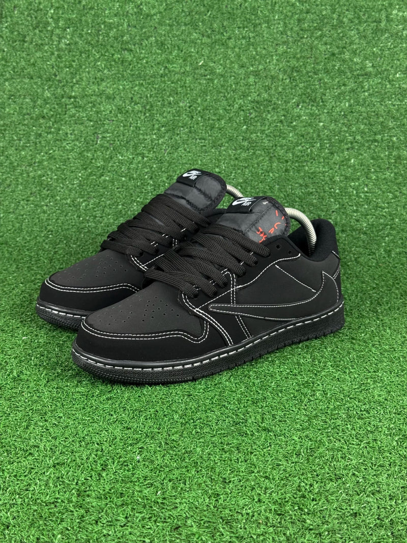 Tênis Air Jordan 1 Low x Travis Scott “Black Phantom”