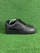 Tênis Nike Air Force 1 “Preto”