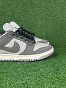 Tênis Nike SB Dunk “Light Carbon”